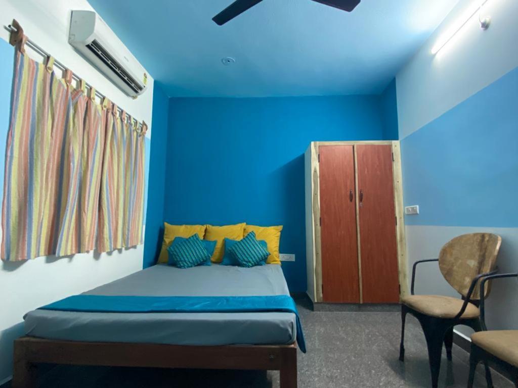 Unearth Hostel Auroville Bagian luar foto